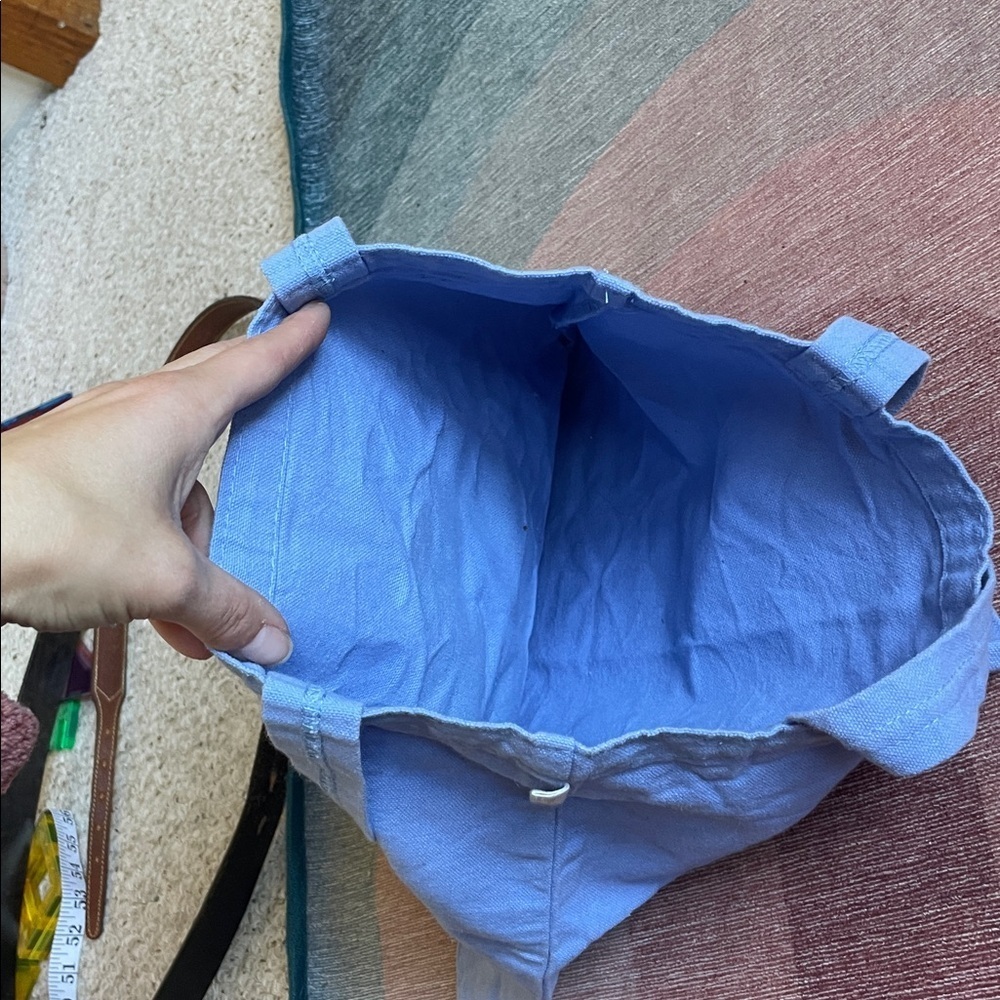 Thinking Out Of Turn Blue Mini Tote Bag with Smiley Flower Design Quote - Picture 6 of 8